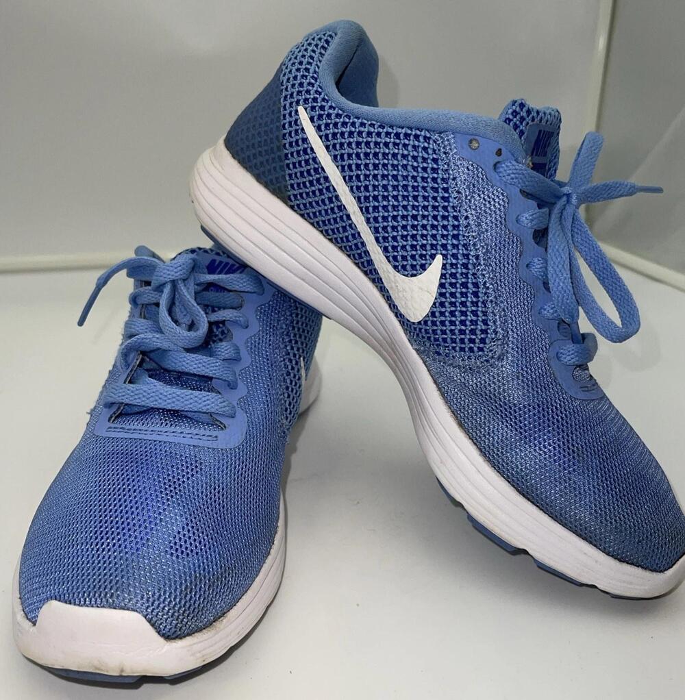 Nike Revolution 3 Shoes Womens Size 6 Blue White Mesh Running 819303-400